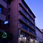 Ciudad De 3*